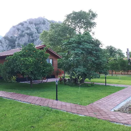 Asya Bed & Breakfast *