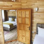 Asya Bed & Breakfast *